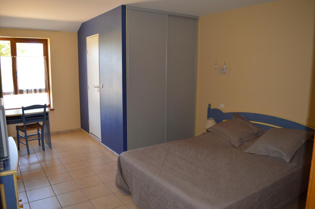 Cote Midi Chambre D'Hote Chaneins Bilik gambar